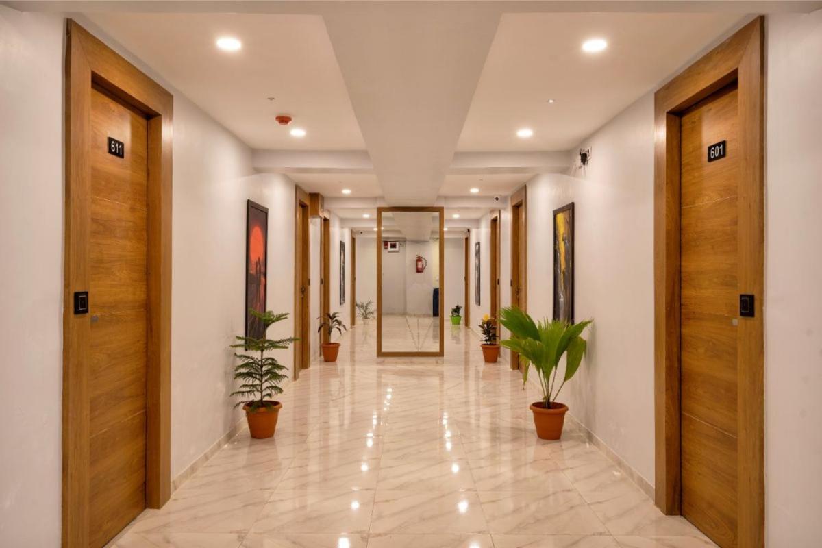 Hotel Royal 24 Ahmedabad Exterior foto
