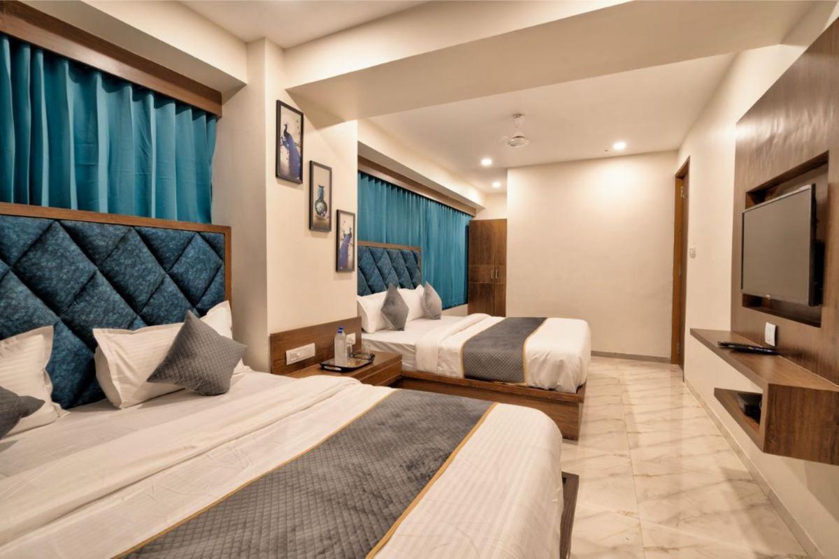 Hotel Royal 24 Ahmedabad Exterior foto